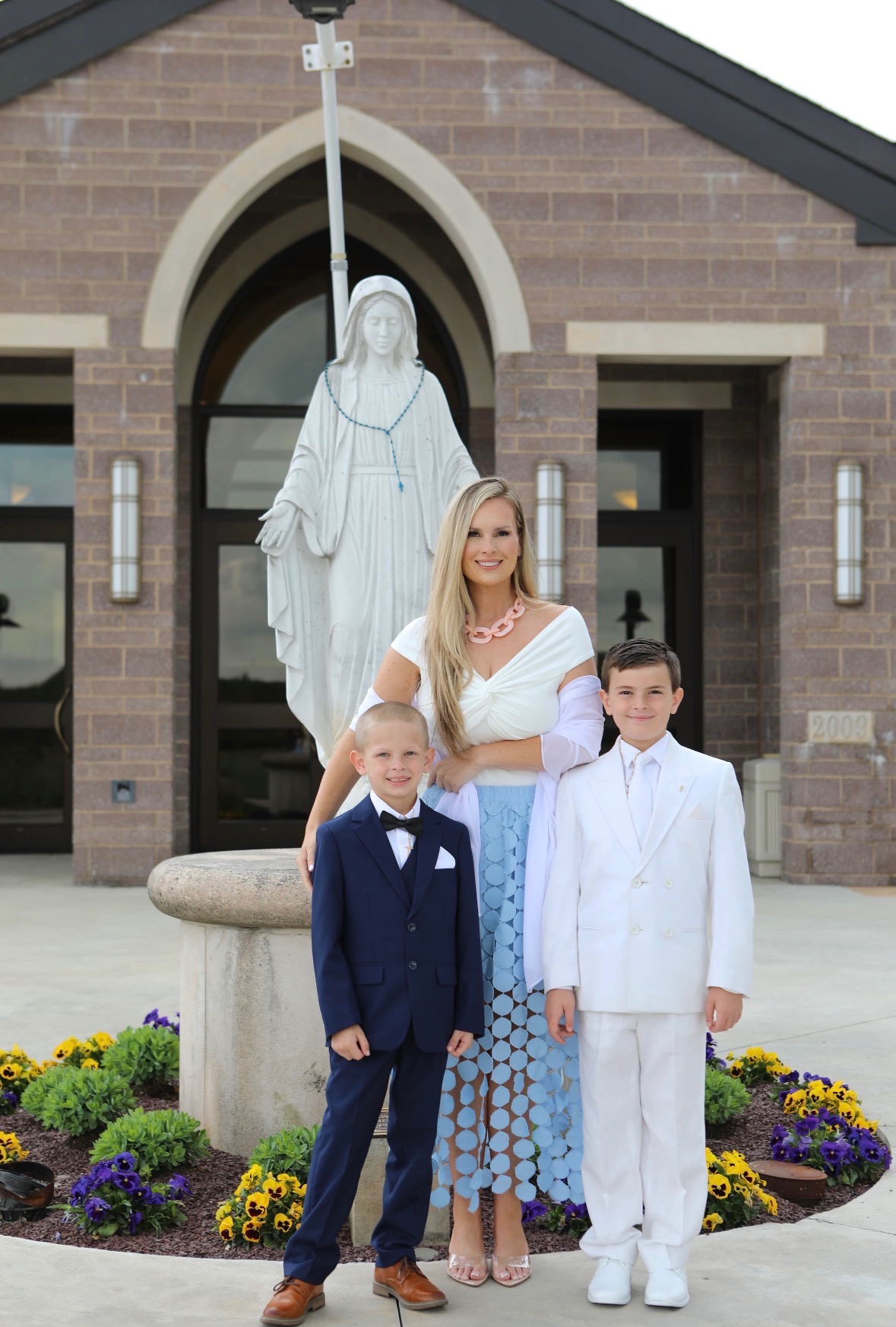 Amanda Trombetta with her children